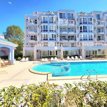 1 Bedroom In Sunny Dream Complex Apartament
