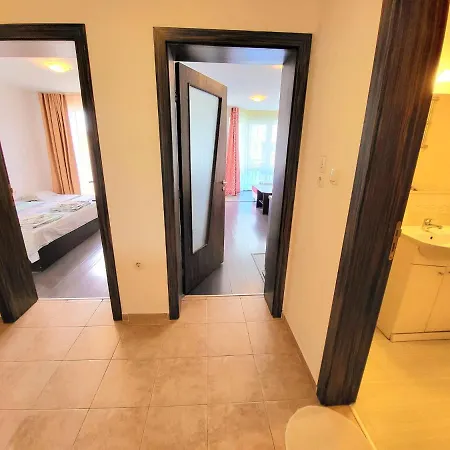 1 Bedroom In Sunny Dream Complex Apartament